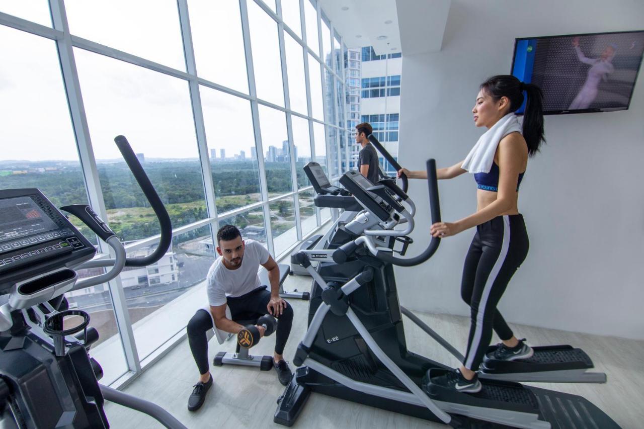 Fraser Place Puteri Harbour Nusajaya  Eksteriør bilde Elliptical cross trainer